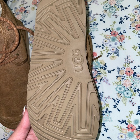 Ugg Boy Boots - Picture 3 of 6